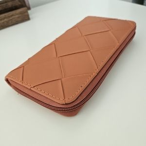 Brand new wallet